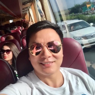 richardcoper_'s profile picture. 我是一名军医