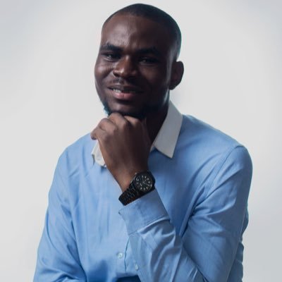 ▪️Frontend developer
▪️Event and portrait photographer
▪️Unilag Alumni
▪️Creative director @distinctshoot
