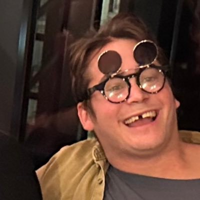 JohnSolarsystem's profile picture. news that’s up top, down low, but never too slow! | hi-5 news