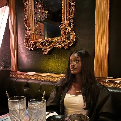 theystillfwu's profile picture. hiii