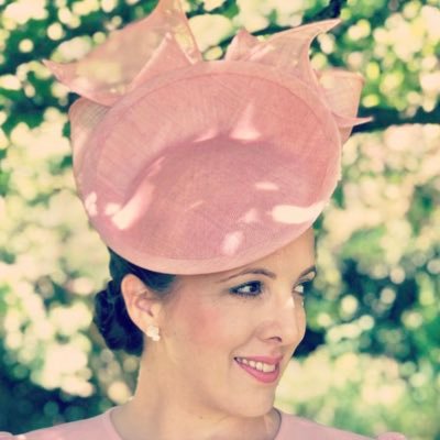 aliciajhealey's profile picture. ✍️📖 Author of #WardrobeWisdom