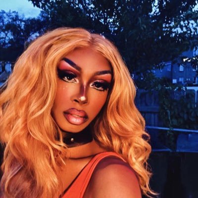 novacaneobishop's profile picture. Your drug of choice 😵‍💫