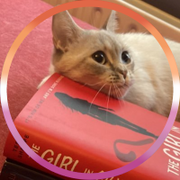 book-buying cat lesbian (@nirrimsliar) 's Twitter Profile