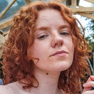 Luize__L's profile picture. Your friendly neighborhood anarchist. Pļāpāju par psihisko veselību, politiku un maziem dzīves sīkumiņiem