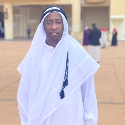 omunyantungamoo's profile picture. a civil eng. I hve a passion for business (coffee business) and agriculture ( coffee growing on large scale). real estate 🥰