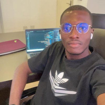 I'm a software engineer, able to adapt fairly quickly to a workstation and a team, and eager to take on new challenges.