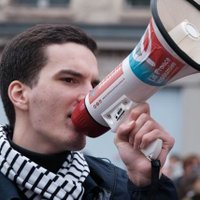 bastien 🔻🇵🇸🇳🇨 (@basti1deuxtrois) 's Twitter Profile