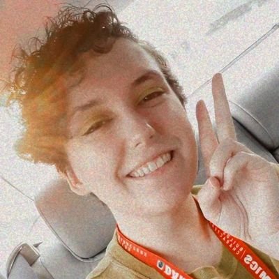 Carter Emery 🌘☕さんのプロフィール画像