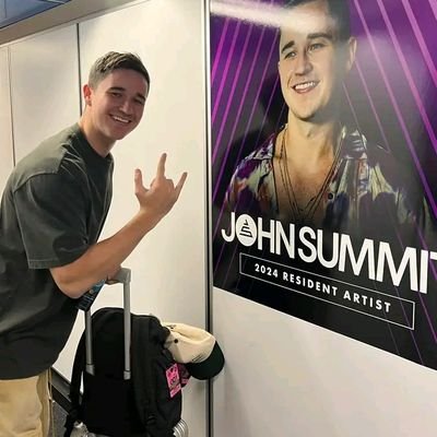 atjohnsummit's profile picture. 