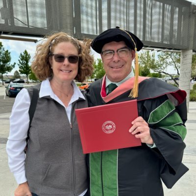 Occupational Medicine Physician, former Peds/Preventive Medicine resident, new doc @ 61, organic chemist, musician, cycling fan, Packers, Twins, Bucks, Badgers.