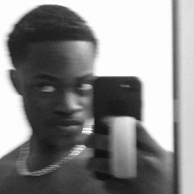 Alejandrovonw's profile picture. 🇬🇧🇳🇬 Artiste Extraordinaire. Afrobeats & Alté. I SING & Produce Music.
Fan of Shrek.