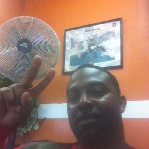 rmcdonald75's profile picture. 