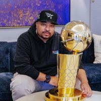 Holla (@holla_dc) Twitter profile photo