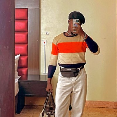 Beauty Shineth and Hate Comprehendeth it not|| Homo Phaggotus| Igbotic|| Academic/Freelance Writer| Smalltime model| Fashionista|