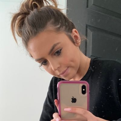 AvaPulvers's profile picture. getting thru life one day @ a time