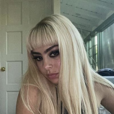 ✧・゚ꜱᴛʀᴀʏ ᴋɪᴅꜱ ᴇᴠᴇʀʏᴡʜᴇʀᴇ ᴀʟʟ ᴀʀᴏᴜɴᴅ ᴛʜᴇ ᴡᴏʀʟᴅ fr(eng) // 22yo