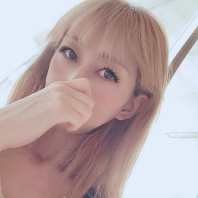 横浜&五反田痴女性感フェチ倶楽部の《乳首マイスター》です♡M性感歴10年☆乳首ドライしちゃう変態を、世に排出中w後ろからしたり、ねっとり、じっくり、ジワジワ責めるのが好き✨ビクビクされると止まらなくなっちゃう💜 女装娘ちゃん、男の娘も好き~💕みかに性癖教えて♡一緒に楽しも🎶講習もこちらからでもOKです👍