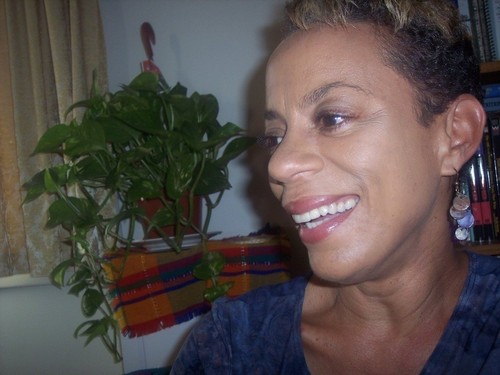 On a global mission to share joy, beauty, high vibrations, and speak on issues that matter to mobilize action.