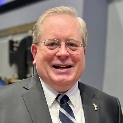 FrederickW32039's profile picture. Conservative, Christian, Married Father & Grandfather, Dentist.