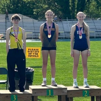 macie_miller21's profile picture. North Ridgeville ‘27 | 5’9” | GPA 4.0 | CVC 16 Silver #21 | MB/OH/DS | High Jump PR 5’5” |