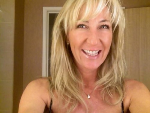 evalvnv's profile picture. 