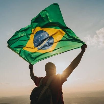 🇧🇷sigame e te sigo de volta🇧🇷
Defensor da família, Patriota, Cristão, lutando por um País Melhor.
