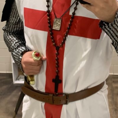 SabioDeRosaleda's profile picture. Cristiano Católico, SSPX, 25. El Sabio de los Rosedales. Sociedad del Santo Nombre; Cofradía del Santo Rosario. Director de Salud MX-UAE.