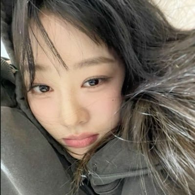 angie ᡣ𐭩 Profile