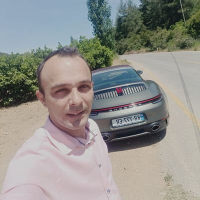 KsmzVolkan's profile picture. Ne olmuş yani büyük adam olamadiksa,

hayallerimizi satmadık ya... #Fenerbahçe #Gt #izmir