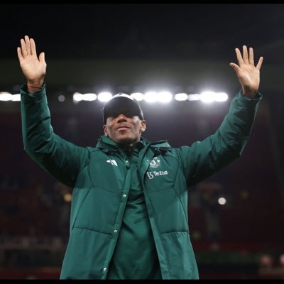 bazzstar123's profile picture. @Lakers @Burnleyofficial