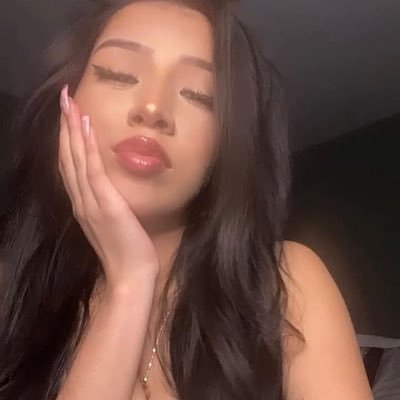 vale2dd's profile picture. 19.