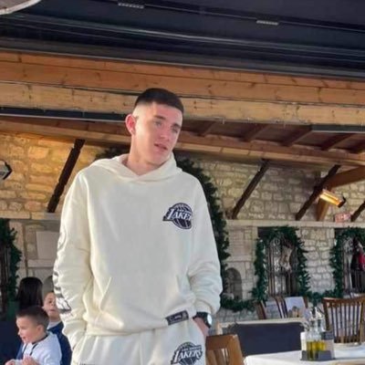 isliconverts's profile picture. 💰2+ Years of Web Design | 🇦🇱18 | 📑Certified Website Designer/Developer | 📈Boosting business efficiency | 📥DM “FTB” for a free review!