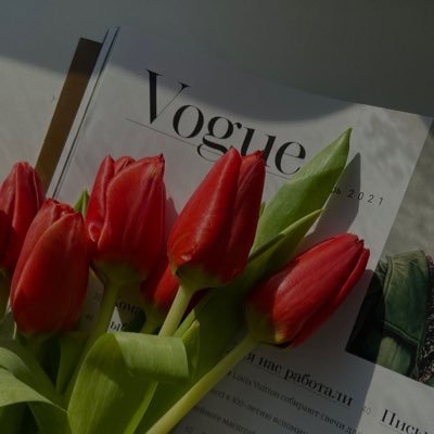 96_awashi's profile picture. أن أعيش أيّامي بطريقتي الخاصّة، واختار ما يُلائم روحي دائمًا 🕯