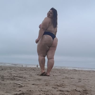 //Tantas frases se me ocurren para empezar...// Mamá de Ana Luz // ex estudiante de música clásica// mucha risa pa' que no nos duela nada//