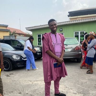 Charlie_Polak's profile picture. Decoding markets |Connecting dots |Creating value |Economics |Investments |Trader |Finance - Writer |MUFC