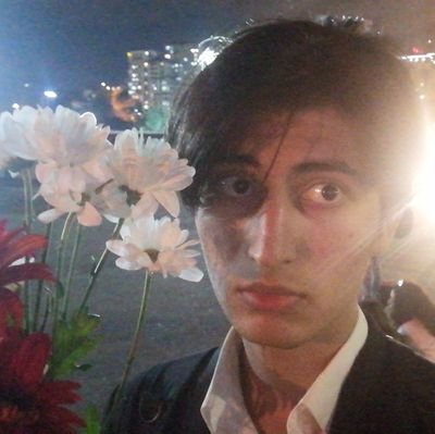zuttirella Profile Picture