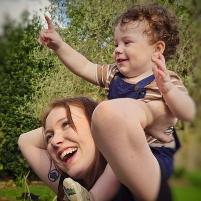 gingerneyeliner's profile picture. 29 ♐ Feminist ⭐ Love is love ❤ Utter, utter Socialist | She/her 💗💜💙 Mama, dogmum, stepmum🌻