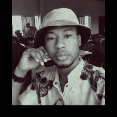 Horlarwunmi6's profile picture. Don’t Let My image Or What Folks Tell You , Fool You. I’ll Snatch you Up & Love Tf Out You 🥵