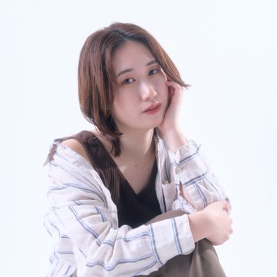 フリーの俳優 | she/her | マイズナーテクニック| クラウン| 「カヌーは川の上」(@Acanoeonariver)の主宰