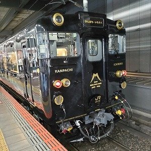 nametetsutabi's profile picture. 小学校や特別支援学校で教鞭を取ってきた鉄道ファンの教員が、鉄道や食に関することを綴っていきます。
元私鉄車掌
あら竹駅弁友の会メンバー
乗り鉄、食べ鉄、駅弁鉄、海外鉄、語学鉄
note（https://t.co/PVPBZOV48Q…）
MSc (A British university)