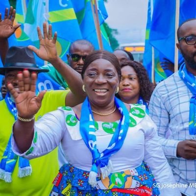 Josphinembombo1's profile picture. Secrétaire Générale du Parti Politique BUREC, Présidente du Conseil d'Administration de l'AZES et Ambassadrice Bénévole de la CICM.