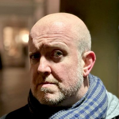 nana_theater's profile picture. Theatermacher mit Hang zum Politisieren: #NazisRaus.
Gelegentlich Hanuta Gonzales. Depressionspatient, aber davon lasse ich mir nicht die gute Laune versauern.