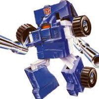 El_Potato_9587's profile picture. Transformers are cool.