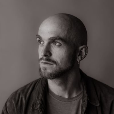 jmqdina's profile picture. Un @capdebrot.