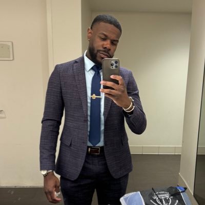 God Fearing. Science Junky. Black enthusiast. World Traveler. 🎓Made in DET