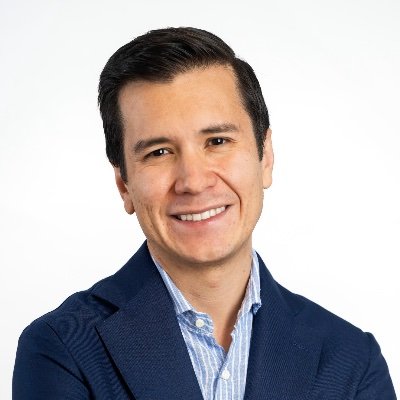 AgustHurtado's profile picture. Economist, Research Prof. @UofMaryland @SmithSchool. Tweets & retweets in English & Español.