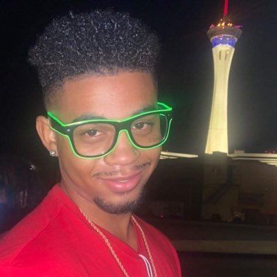 Content creator | Las Vegas 📍| HMU for Collab or menu😉