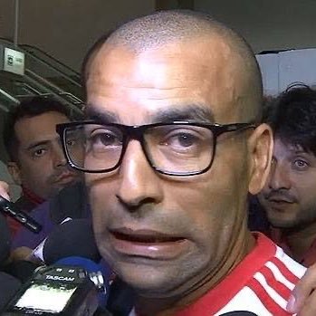 reclamar, fofocar e falar merda. nessa ordem.