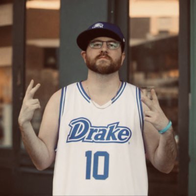 WCBB WNBA🏀 @uofcincy alumnus. editor, drone pilot, rap connoisseur, movie/tv buff