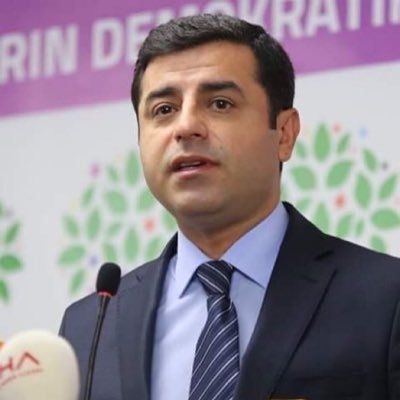 Daxwaziyame jiyanek serbıxew azad Parêzvanê Mafên Mırovan